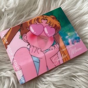 COLOURPOP sailor moon palette